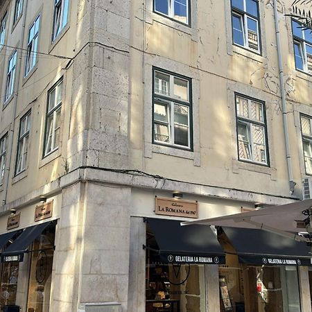 Pensao Neves Bed & Breakfast Lisboa Екстериор снимка