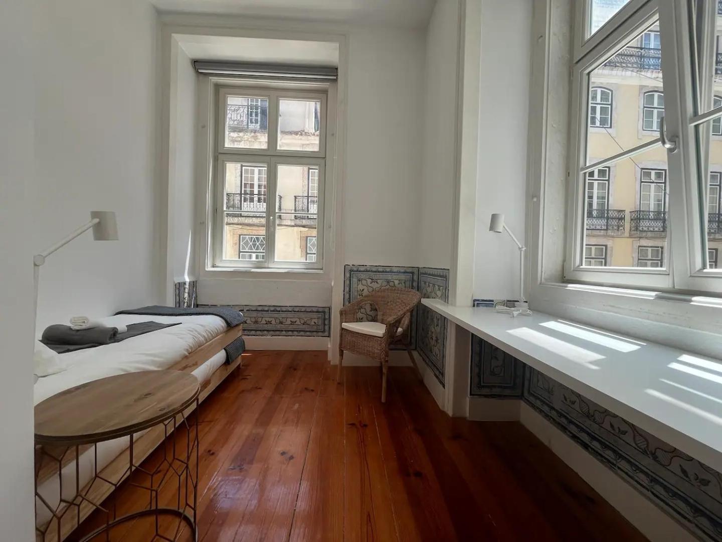 Pensao Neves Bed & Breakfast Lisboa Екстериор снимка